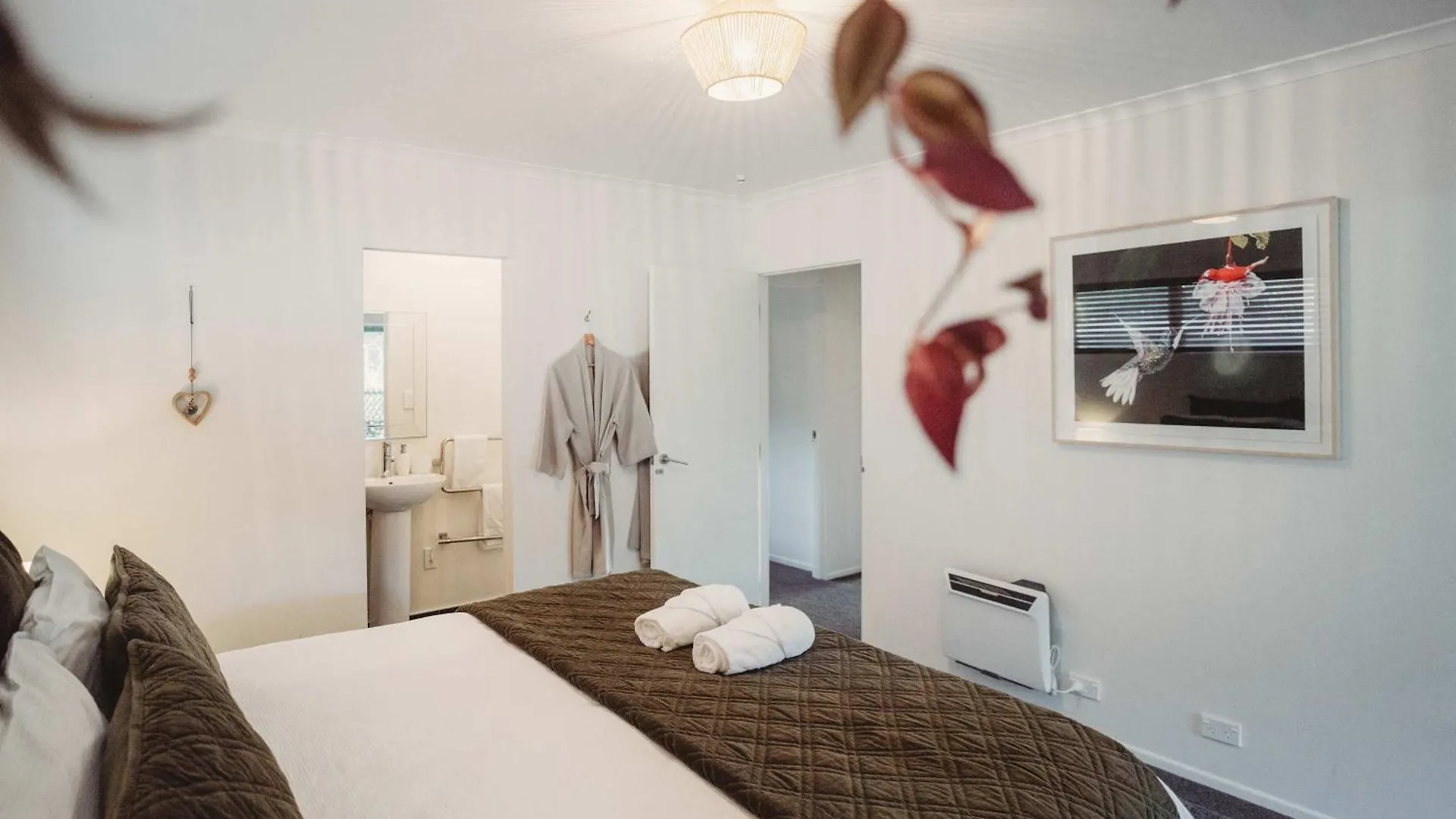 Paradise Valley Lodge - The Homestead Rotorua New Zealand